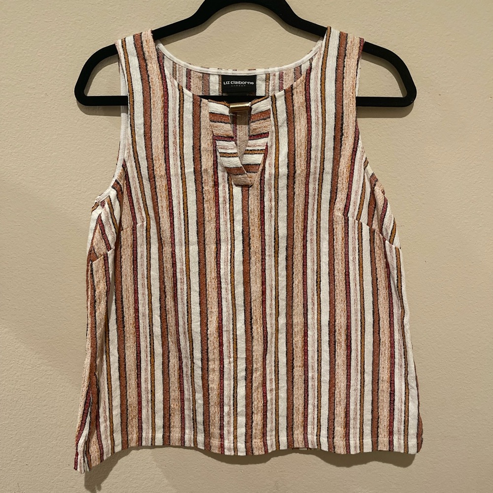 🍂 Sleeveless shirt